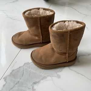 Ugg kids boots size 7
